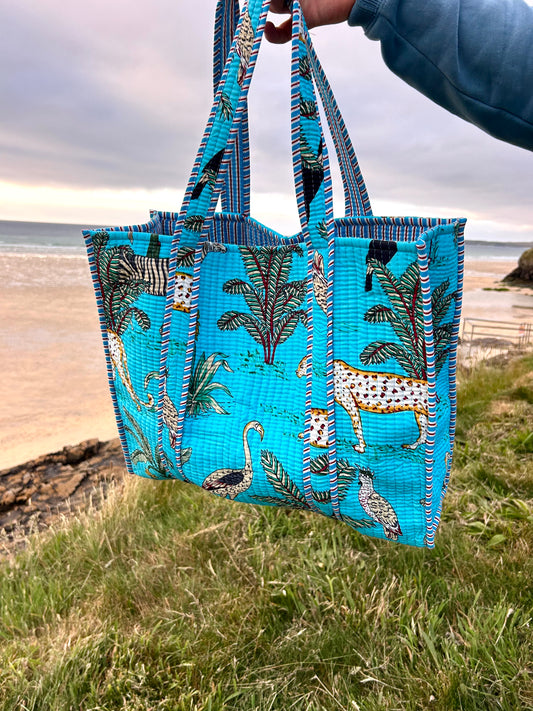 Turquoise jungle