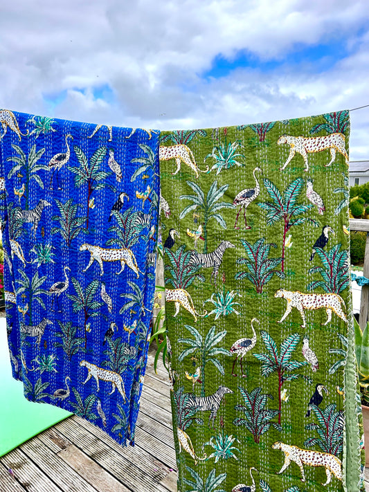 Green jungle beach blanket